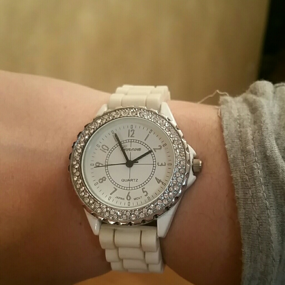 Gorgeous ivory band watch with crystals!